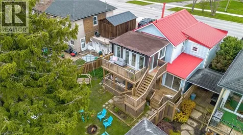68 Riverside Drive Welland ON L3C 5E2
