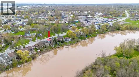 68 Riverside Drive Welland ON L3C 5E2
