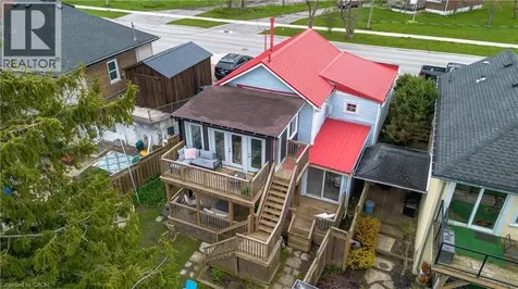 68 Riverside Drive Welland ON L3C 5E2