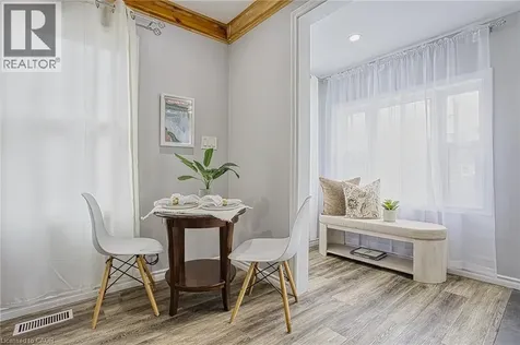 68 Riverside Drive Welland ON L3C 5E2
