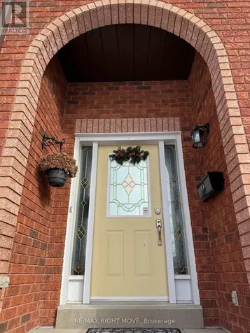 15 Watson Court Orillia ON L3V 7S5