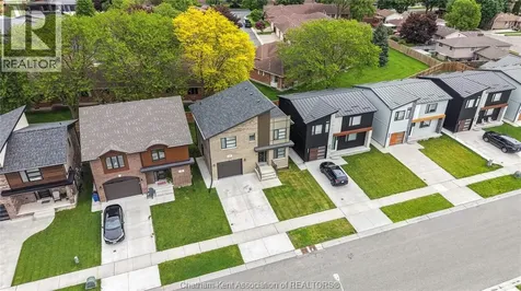 59 Churchill Park Road Chatham ON N7M 0R8