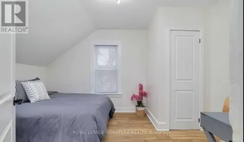 659 Dolph St Street North Cambridge ON N3H 2B5