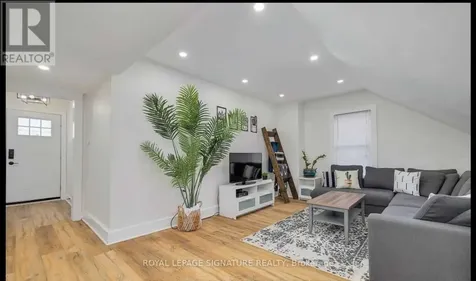 659 Dolph St Street North Cambridge ON N3H 2B5