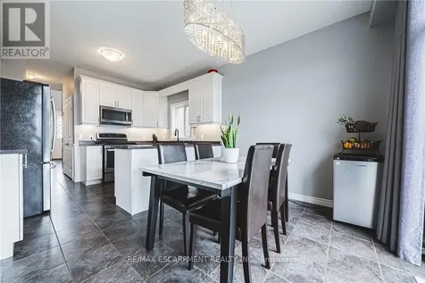 154 Keystone Crescent Hamilton ON L0R 1P0