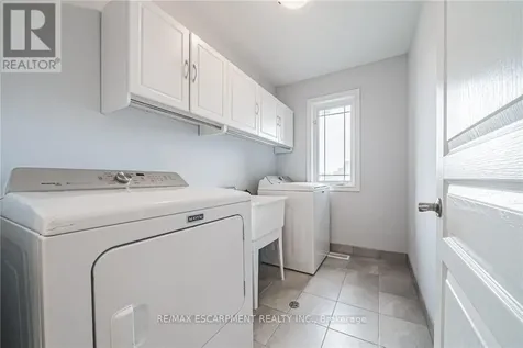 154 Keystone Crescent Hamilton ON L0R 1P0