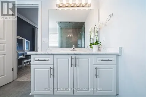 154 Keystone Crescent Hamilton ON L0R 1P0