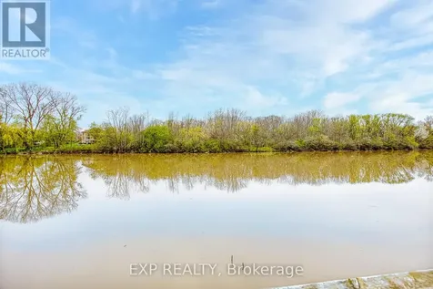 68 Riverside Drive Welland (broadway) ON L3C 5E2
