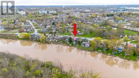 68 Riverside Drive Welland (broadway) ON L3C 5E2