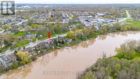 68 Riverside Drive Welland (broadway) ON L3C 5E2