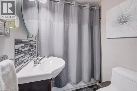 39 Guelph Street Guelph ON N1H 5Y7