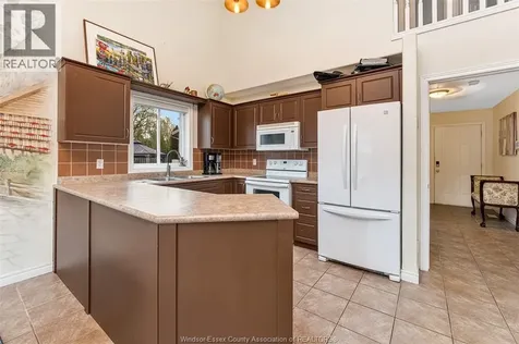 11460 Timber Bay Crescent Windsor ON N8R 2K9