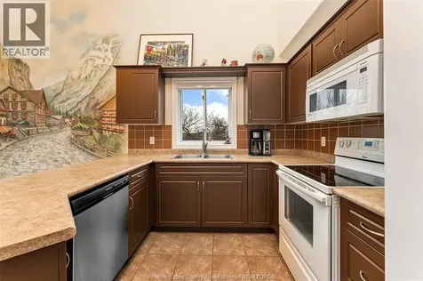 11460 Timber Bay Crescent Windsor ON N8R 2K9
