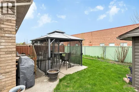 11460 Timber Bay Crescent Windsor ON N8R 2K9
