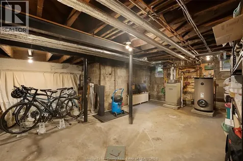 2032 Willistead Crescent Windsor ON N8Y 1K5