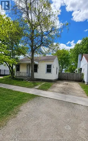 2215 Forest Avenue Windsor ON N8W 2G7