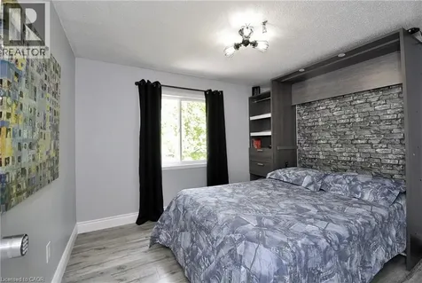 12 Karalee Crescent Cambridge ON N3C 4H2