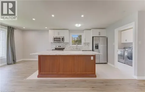 51 Coach Hill Drive Kitchener ON N2E 1N7
