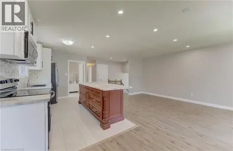 51 Coach Hill Drive Kitchener ON N2E 1N7