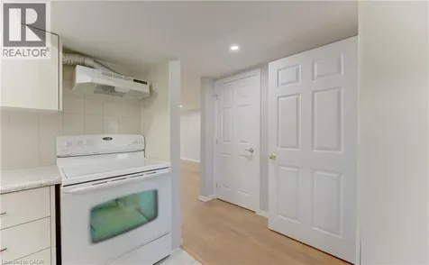 51 Coach Hill Drive Kitchener ON N2E 1N7