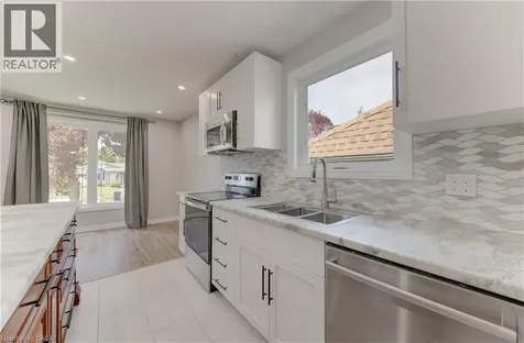 51 Coach Hill Drive Kitchener ON N2E 1N7