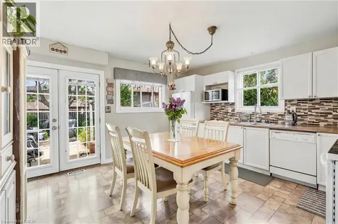 144 Bellingham Drive Hamilton ON L8V 4M8