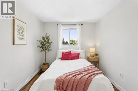 144 Bellingham Drive Hamilton ON L8V 4M8