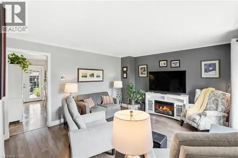 144 Bellingham Drive Hamilton ON L8V 4M8