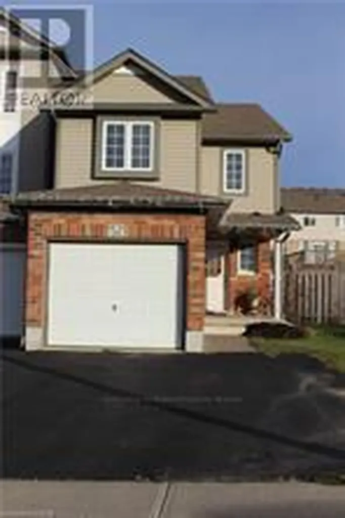 21 Snowdrop Crescent Kitchener ON N2E 4C1