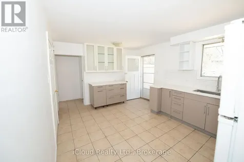 536 Glen Forrest Boulevard Waterloo ON N2L 4J2