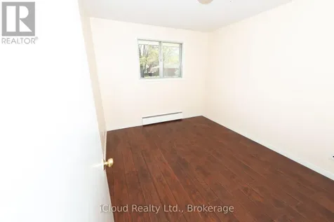 536 Glen Forrest Boulevard Waterloo ON N2L 4J2