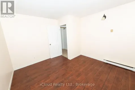 536 Glen Forrest Boulevard Waterloo ON N2L 4J2