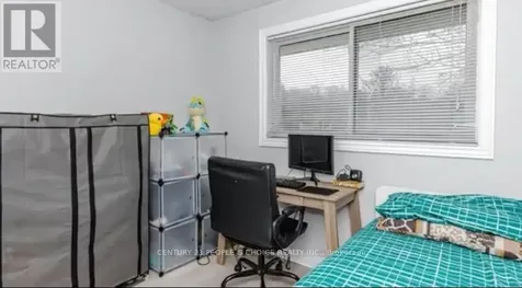 570B Glen Forrest Boulevard Waterloo ON N2L 4J5