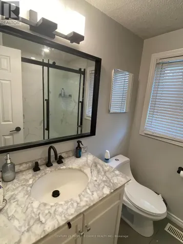 570B Glen Forrest Boulevard Waterloo ON N2L 4J5