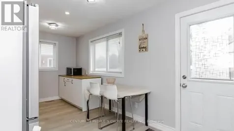 570B Glen Forrest Boulevard Waterloo ON N2L 4J5