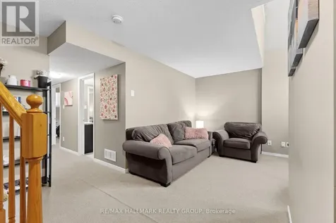 358 Galston Private Ottawa ON K1W 0G3