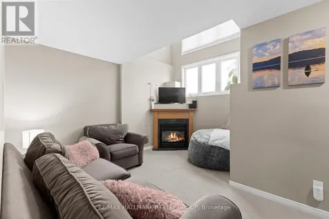 358 Galston Private Ottawa ON K1W 0G3