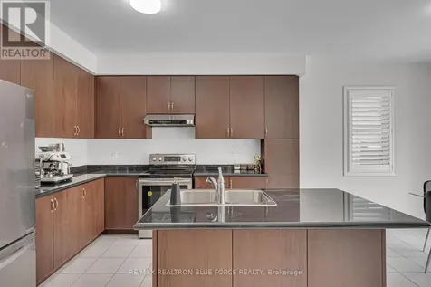 38 Pinedale Avenue Caledon ON L7C 3Z6