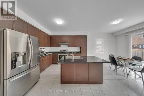 38 Pinedale Avenue Caledon ON L7C 3Z6
