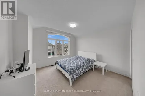 38 Pinedale Avenue Caledon ON L7C 3Z6
