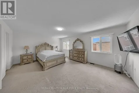 38 Pinedale Avenue Caledon ON L7C 3Z6
