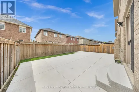 38 Pinedale Avenue Caledon ON L7C 3Z6