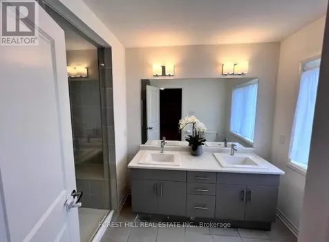 48 Copperhill Heights Barrie ON L9J 0K6