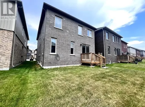 48 Copperhill Heights Barrie ON L9J 0K6