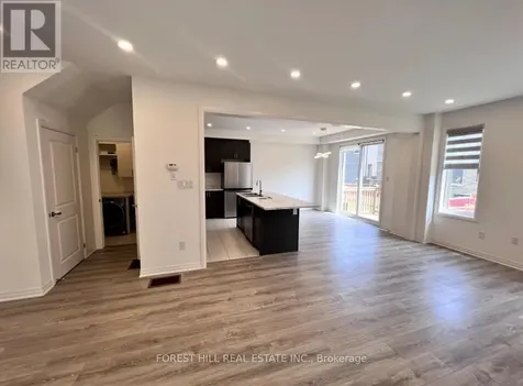 48 Copperhill Heights Barrie ON L9J 0K6