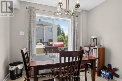 207 Catamount Court Ottawa ON K2M 0A8