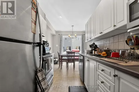 207 Catamount Court Ottawa ON K2M 0A8