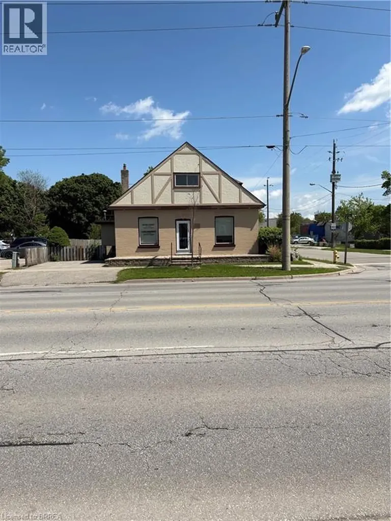 385 St. Paul Avenue Brantford ON N3R 4N6