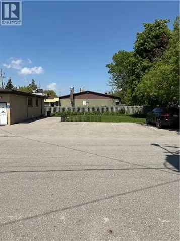 385 St. Paul Avenue Brantford ON N3R 4N6