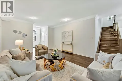63 Flagg Avenue Paris ON N3L 0K1